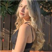 Profesora de diseño gráfico para todas las edades